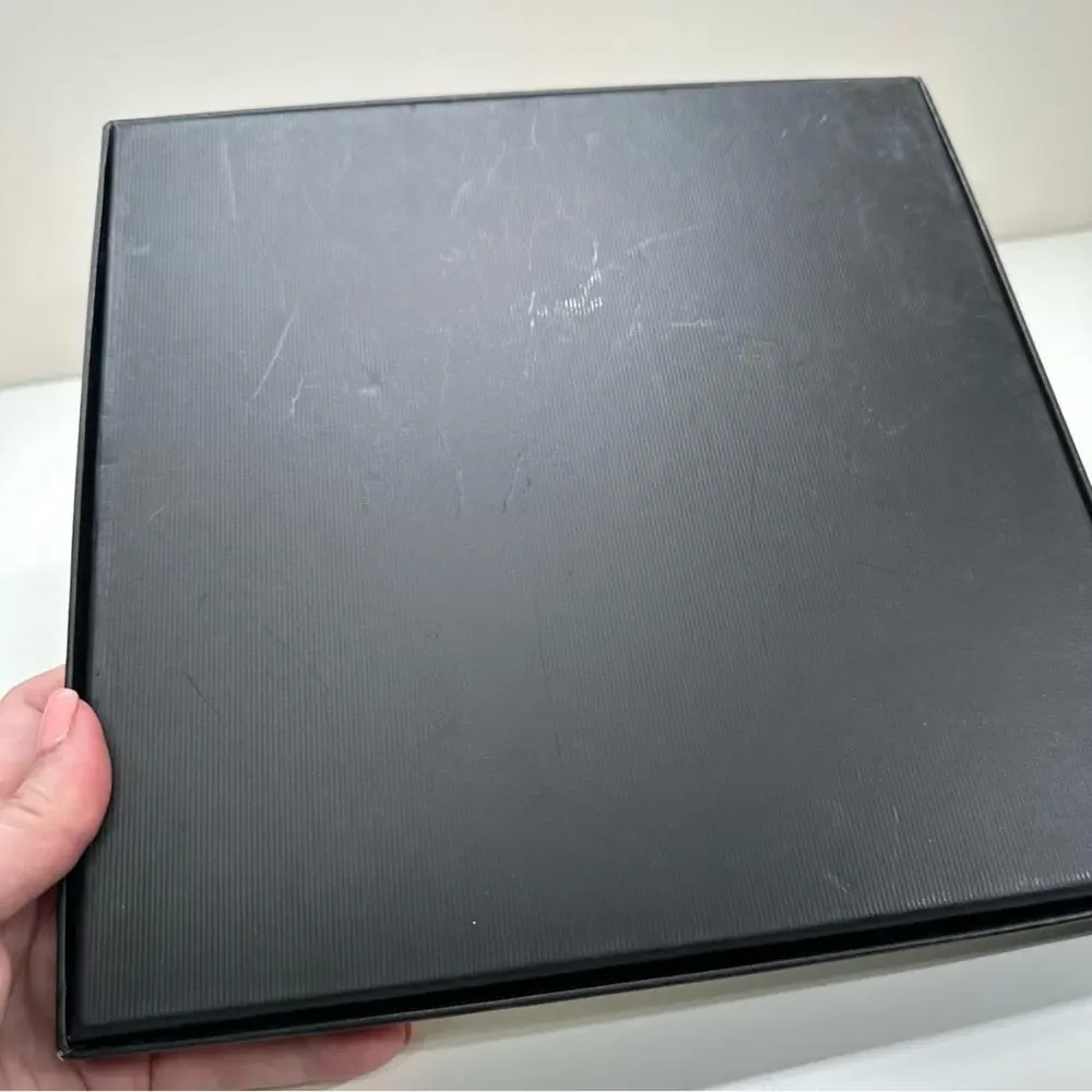 Gucci | Square Flat Gift Box | Black/White | L0.75 x W9.75 x H9.75 inch